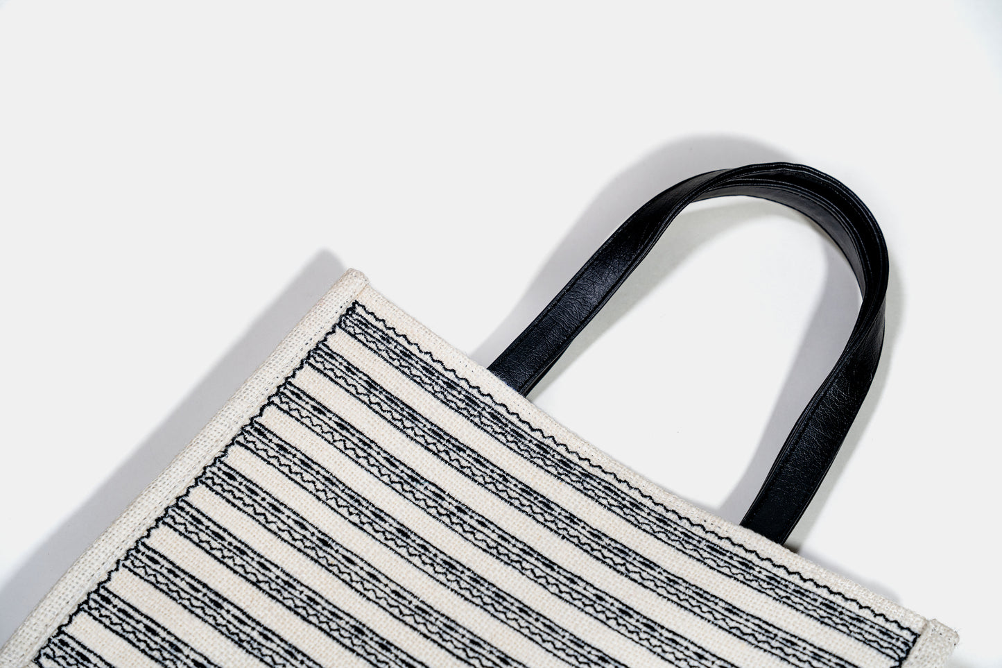 Classic Striped Embroidered Jute Tote Bag (J-0015)