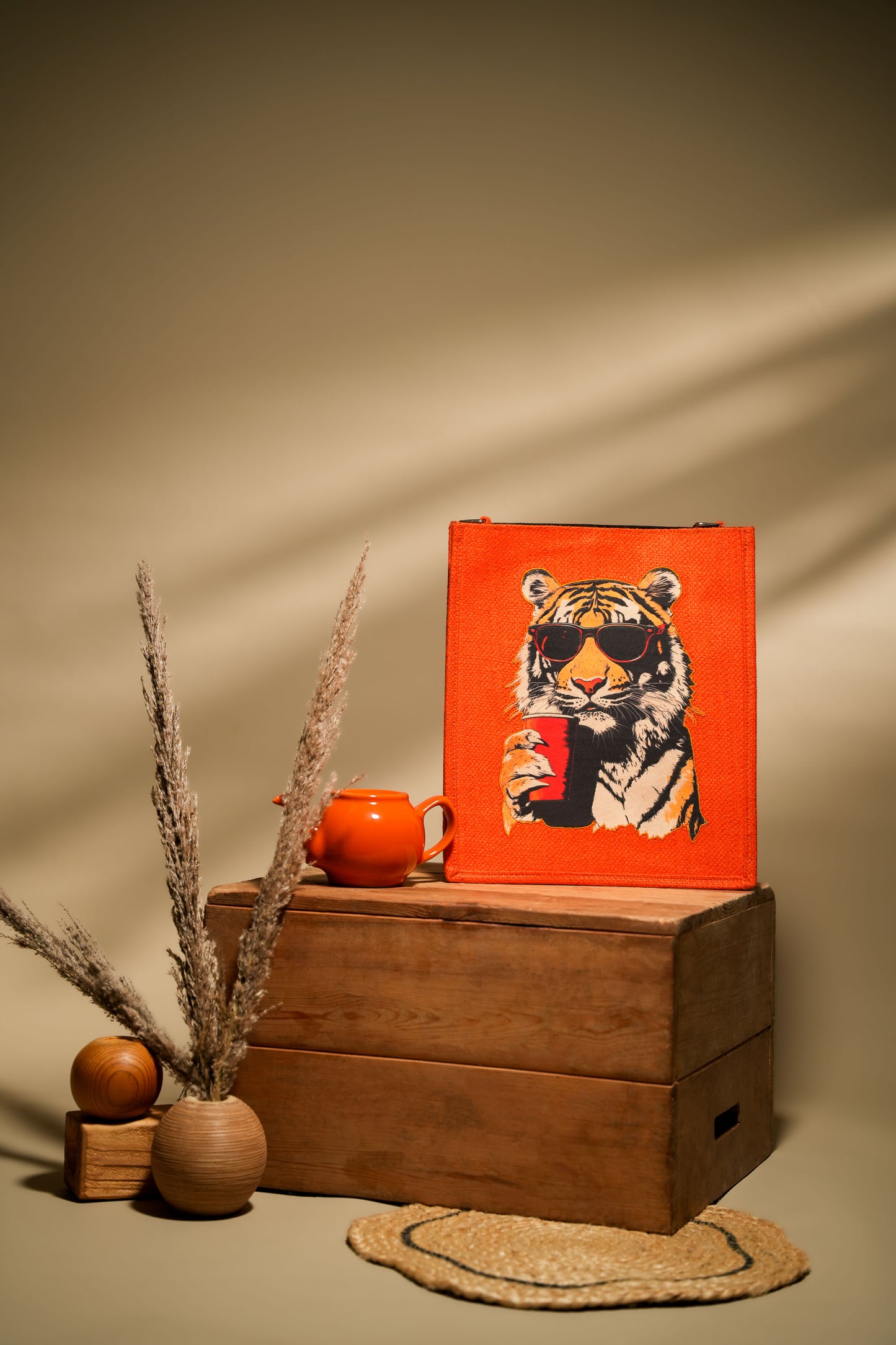 Cool Tiger Pop Art Jute Shoulder Bag (J-0033)